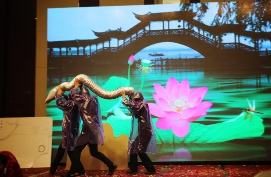 2015年科恩年會(huì)-“因?yàn)橛心悖孕腋＃　? bigimg=